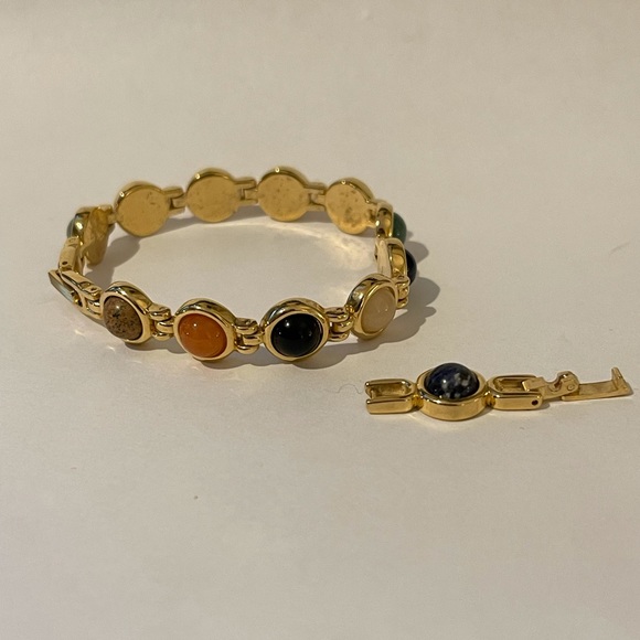 Multi gem gold tone extendable bracelet - Picture 2 of 8